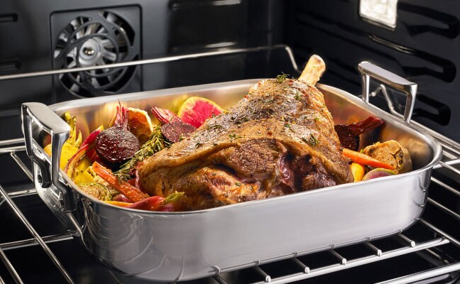 Food cooking in a convection oven