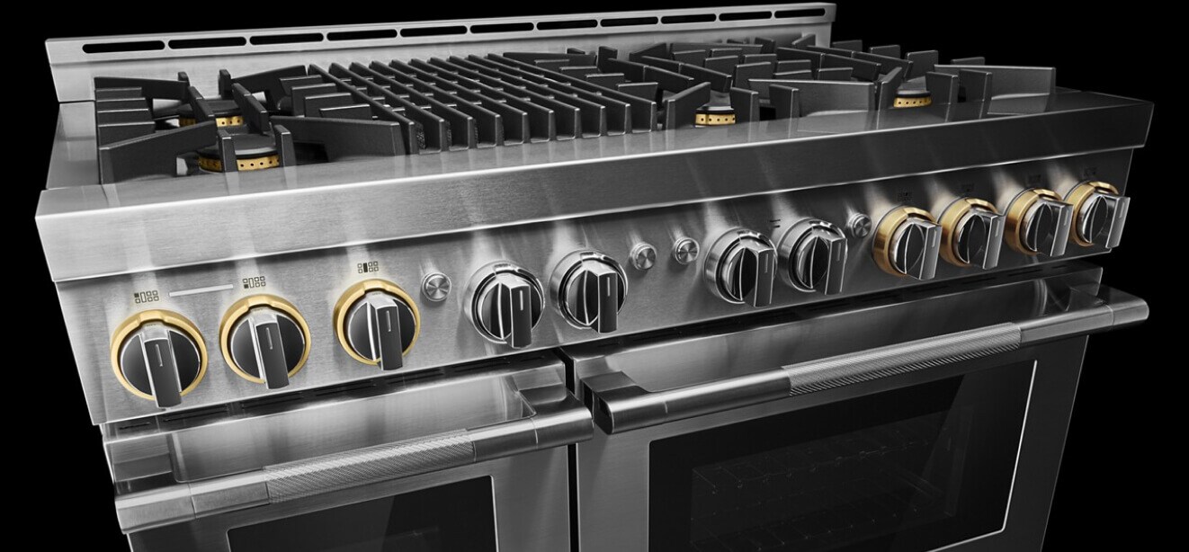 A JennAir® RISE™ Professional Style Range.