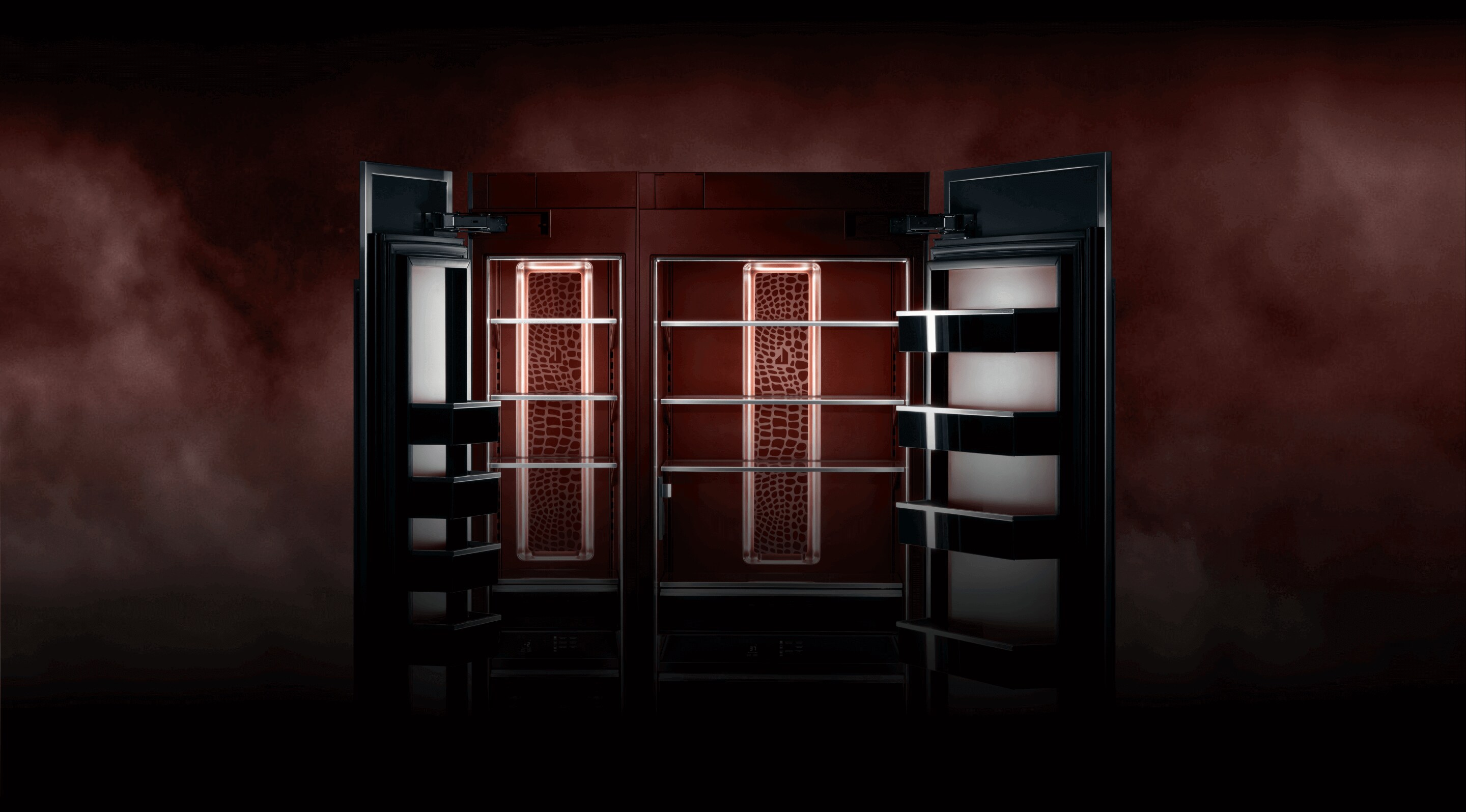 An open pair of Burlesque columns.