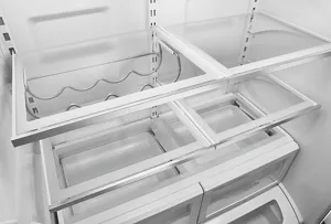 Adjustable Glass Shelves with Spill Shield Technology