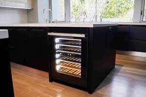 UV-Resistant Thermal Glass