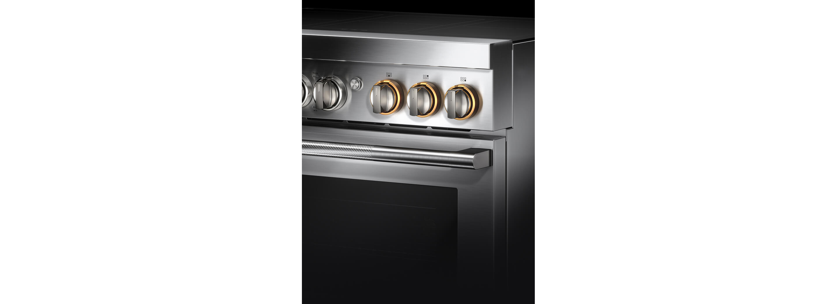 The brass collars on a JennAir® RISE™ Pro Induction Range