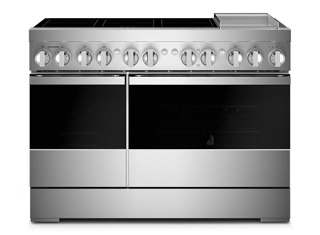 A professional-style induction range