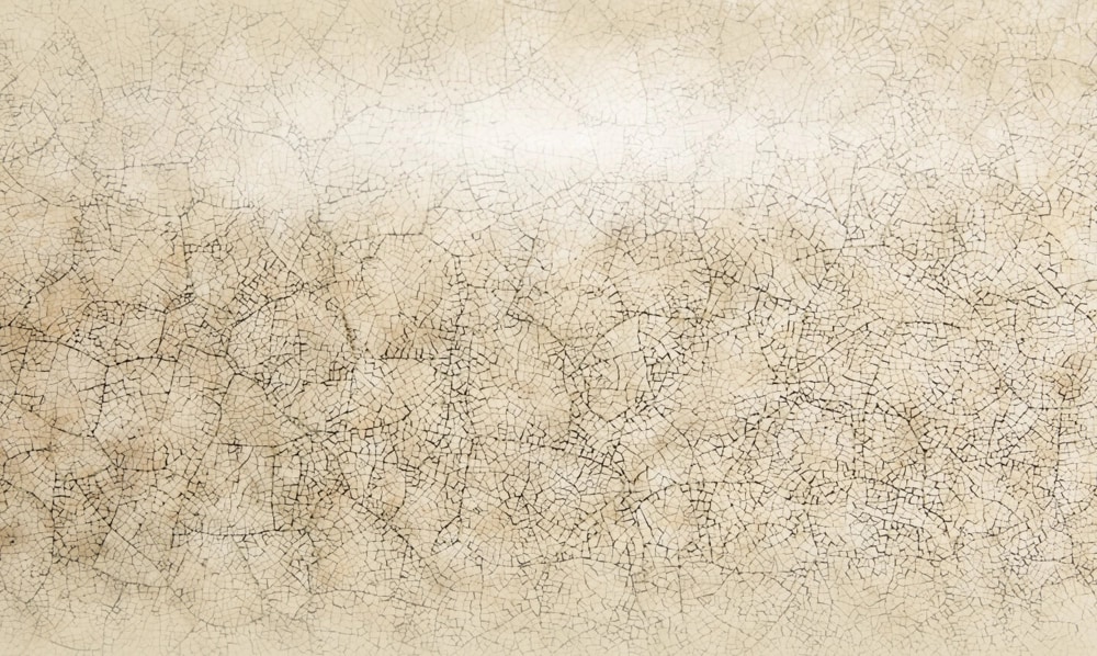 A close up of the Eggshell Crackle Taupe