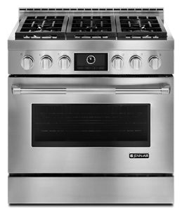 Pro-Style® 36" Gas Range with MultiMode® Convection