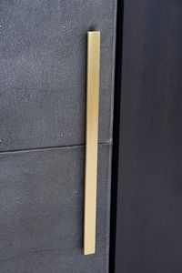 Caviar 18" Cuts By JennAir Leather Panel
