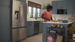 WRMC7036RZ-Prep-and-Store-Bins_No-VO_Feature